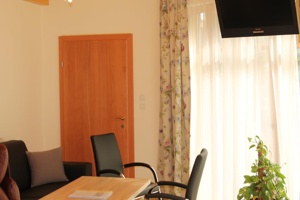 스핏즈 Gastehaus Zur Schonen Aussicht B&B 객실 사진