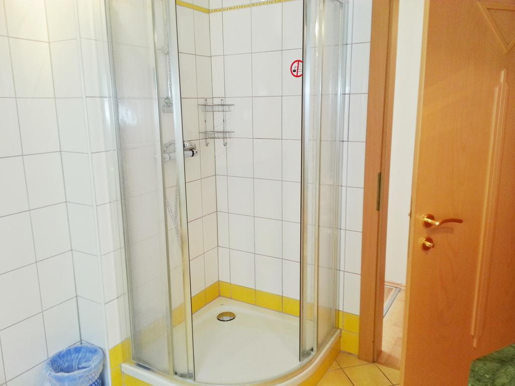 스핏즈 Gastehaus Zur Schonen Aussicht B&B 객실 사진