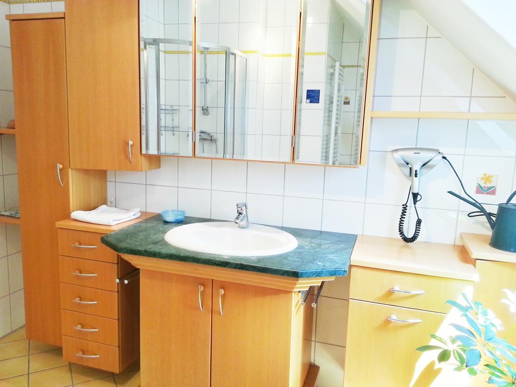 스핏즈 Gastehaus Zur Schonen Aussicht B&B 객실 사진