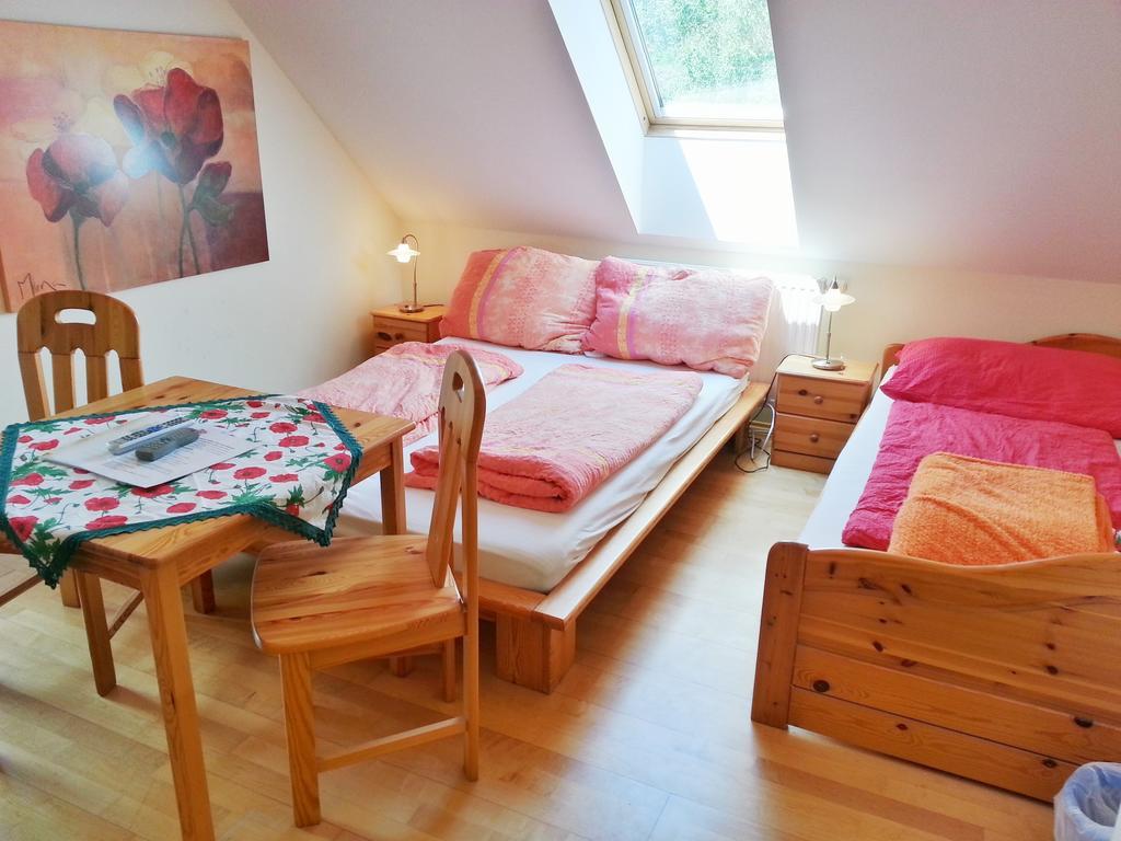 스핏즈 Gastehaus Zur Schonen Aussicht B&B 객실 사진